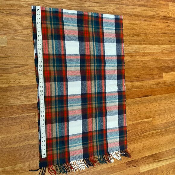 J Crew Factory Blanket Scarf 24" X 80" Fringe Red Green Blue White Tan Classic - Picture 4 of 7